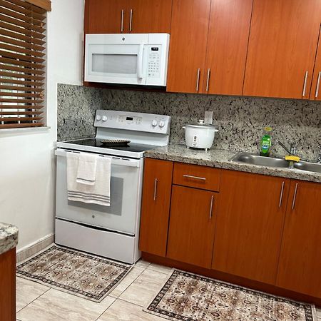 Beautiful Apartment With Very Elegant Colonial Decoration Tamiami Extérieur photo