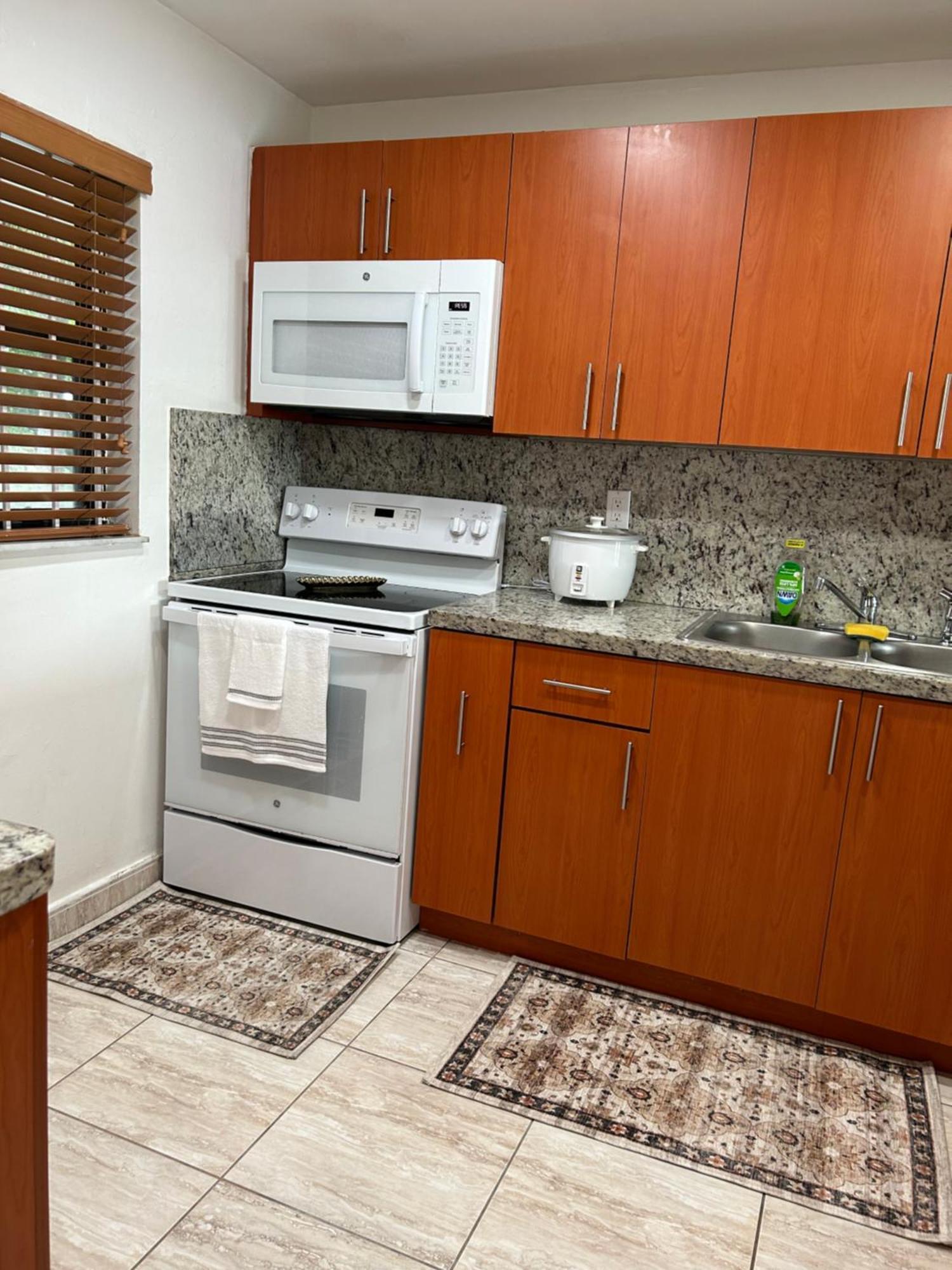 Beautiful Apartment With Very Elegant Colonial Decoration Tamiami Extérieur photo